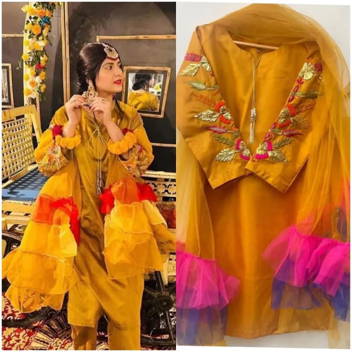Embroidered Sleeves Kurta